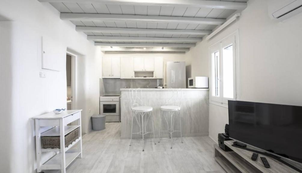 The Mykonist Seaside Villas & Suites Ornos By Amaris Mykonos Town Екстер'єр фото
